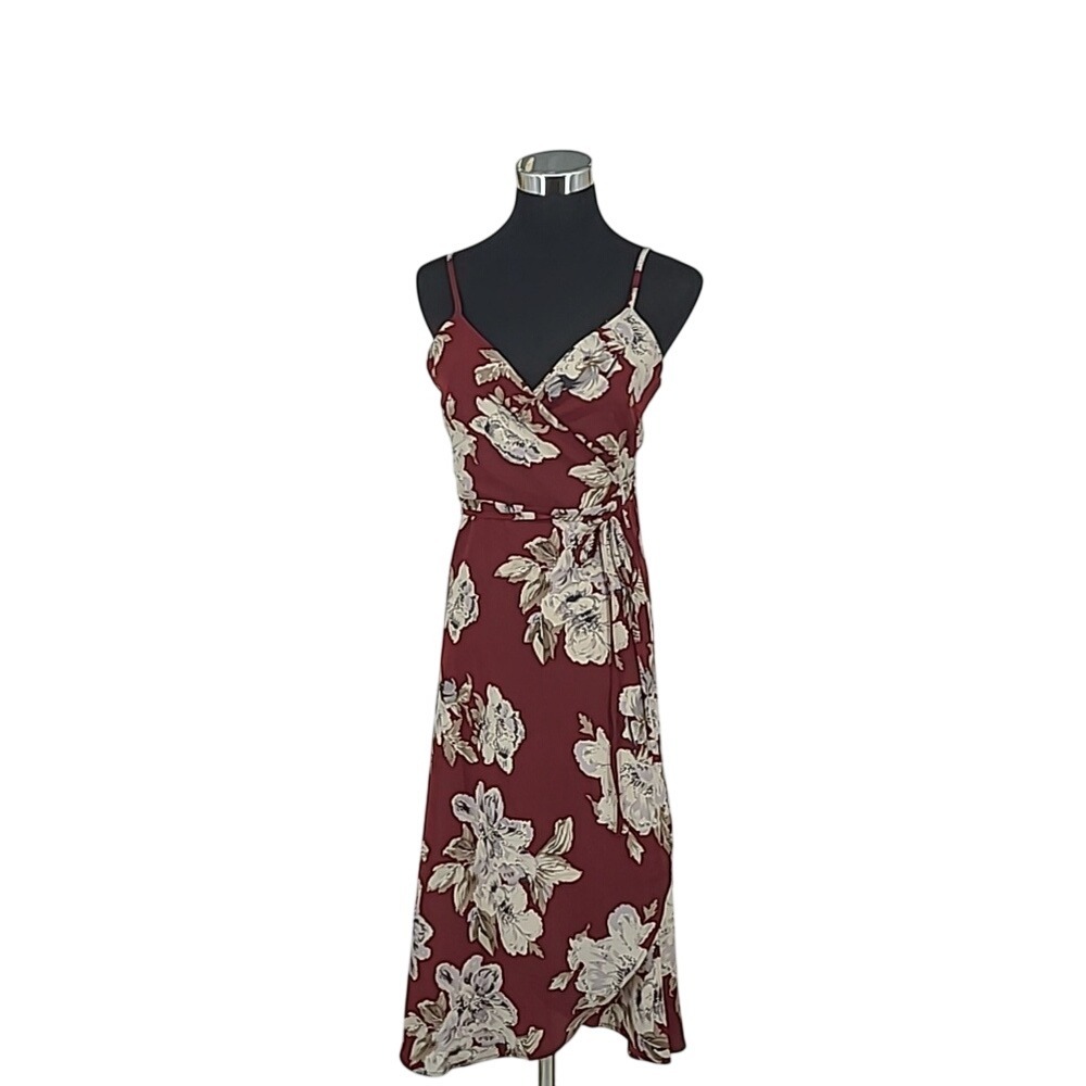 Strut & Bolt Floral Print Wrap Dress sz. M